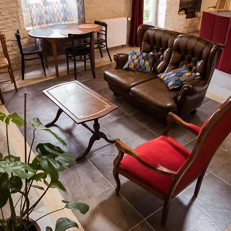 Têtes à L'air Couette-café Montils