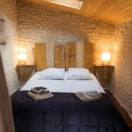 Bed & Breakfast Tetes A L'air Montils