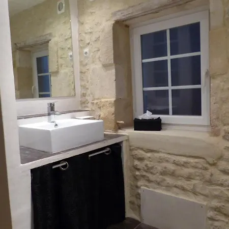 Têtes à L'air 3* Montils