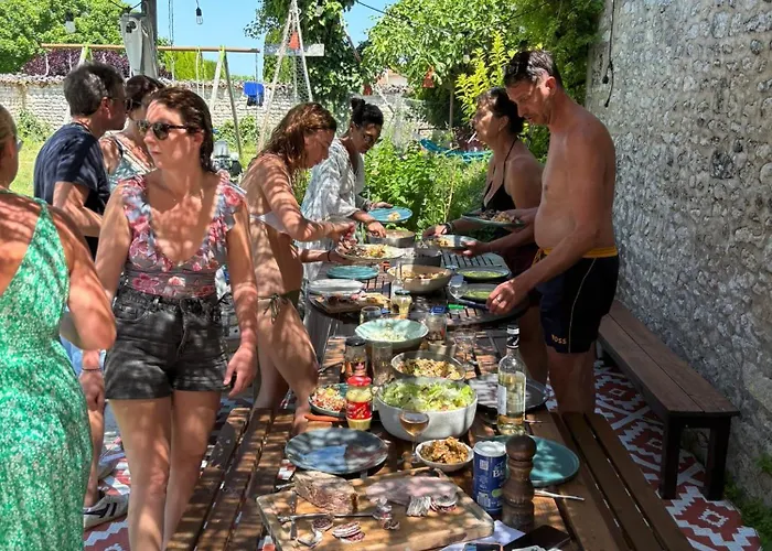 Tetes A L'air Montils