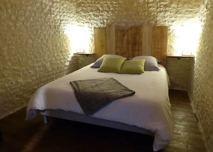 Tetes A L'air 3* Montils